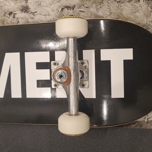 Element Skateboard (Complete Setup)